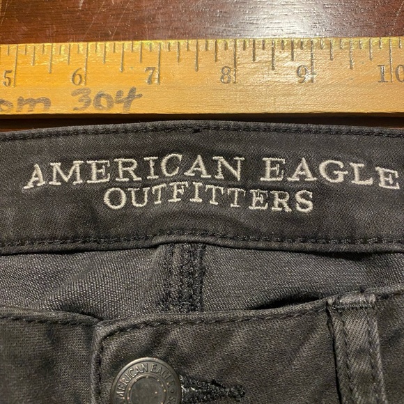 Womens Jegging Jeans American Eagle Denim Size 2 Black - Picture 7 of 9
